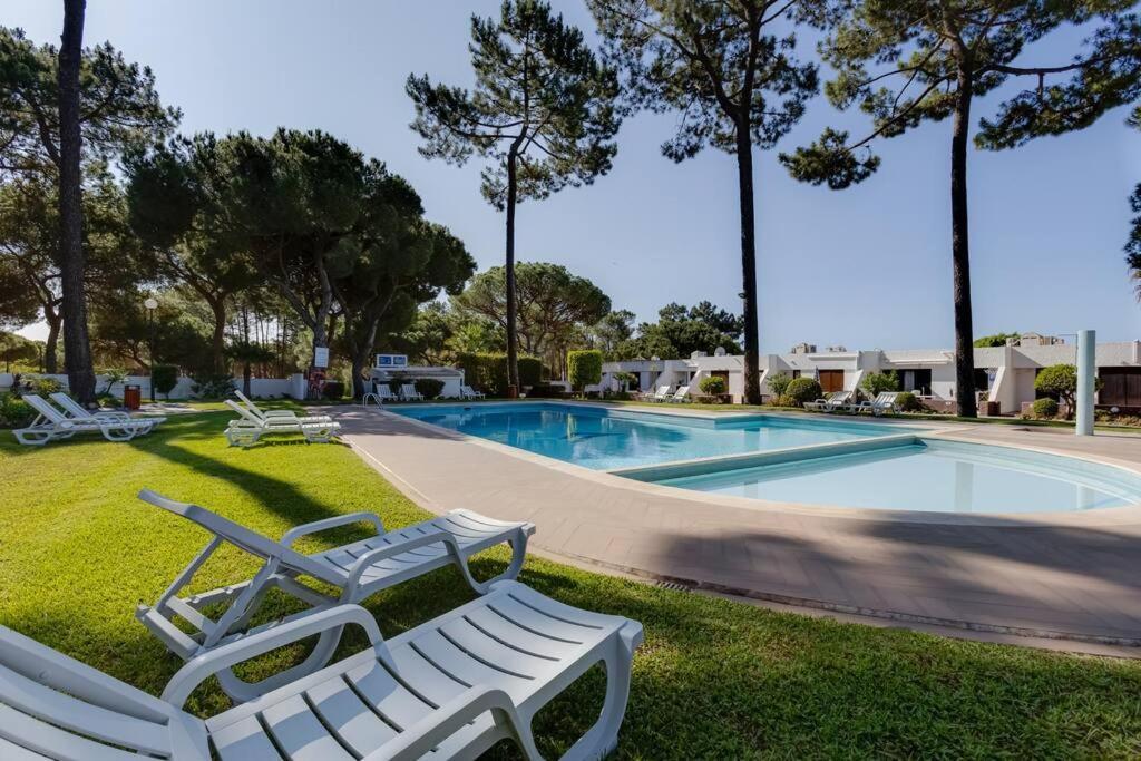 Planalto - Cosy House For 4 In A Private Condo With Pool At Vilamoura Quarteira Exterior foto